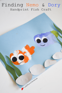 2015-3_Nemo & Dory Handprint Craft A Little Pinch of Perfect-Title2