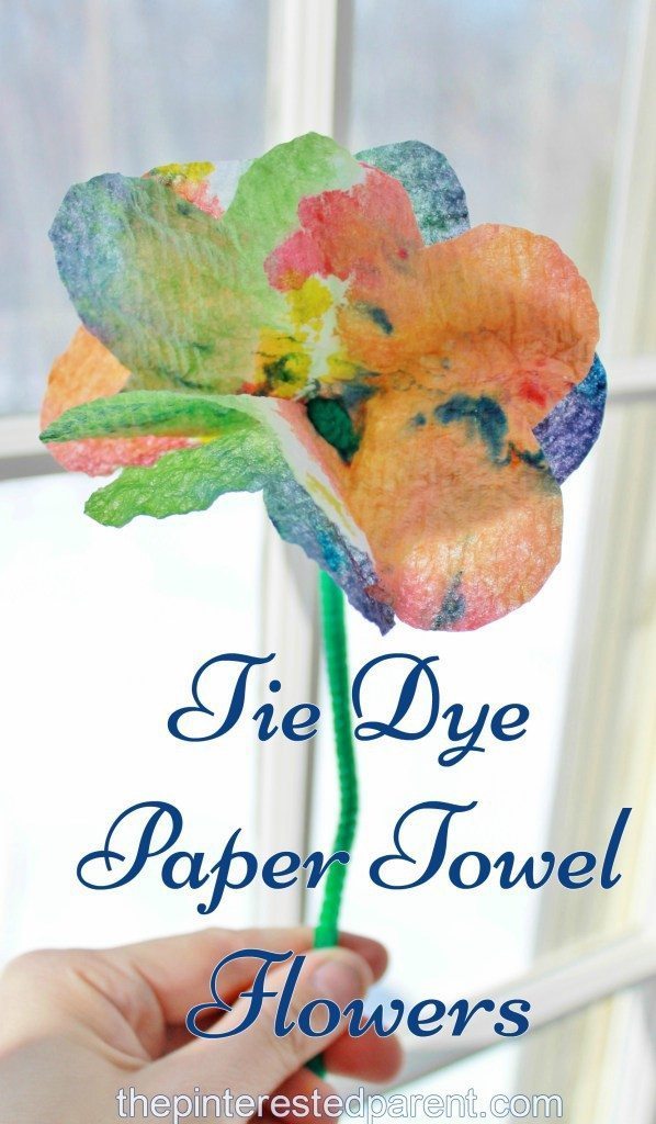 Tie Dye Paper Towel Flowers a pretty summer arts craft project for the kids