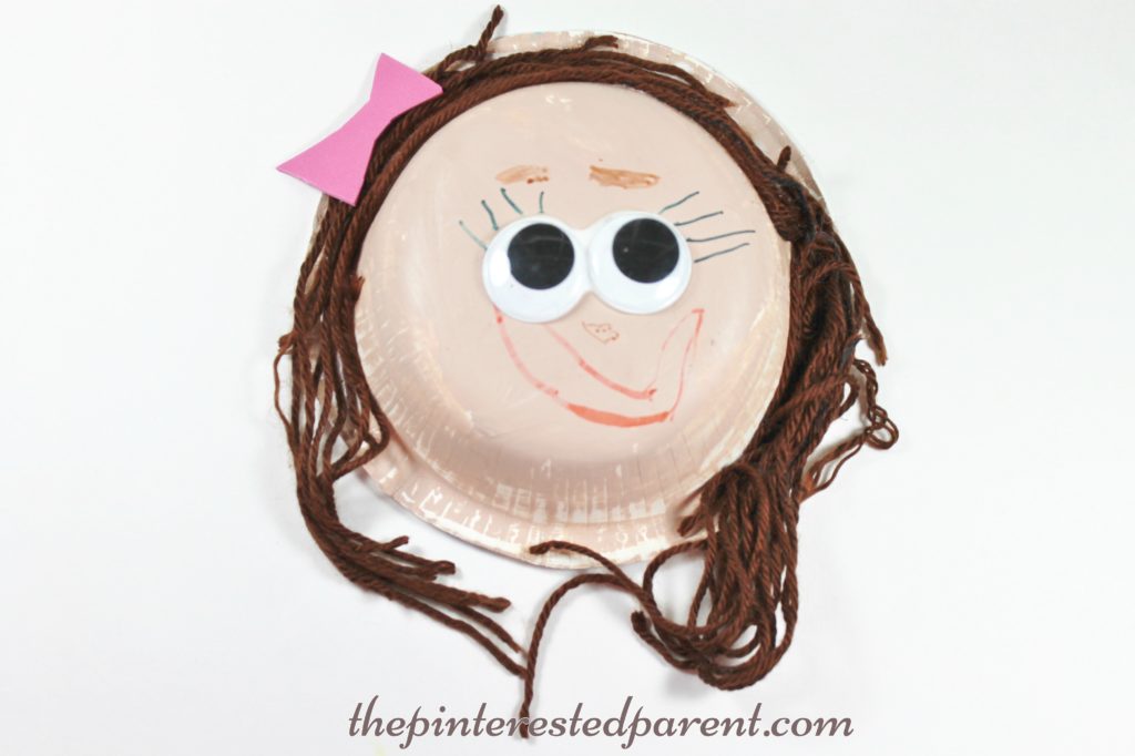 Paper bowl heads & faces with yarn hair. A fun arts & crafts project for kids,.