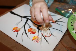 fall tree painted with bundled q-tips - autumn arts & craft projects for kids