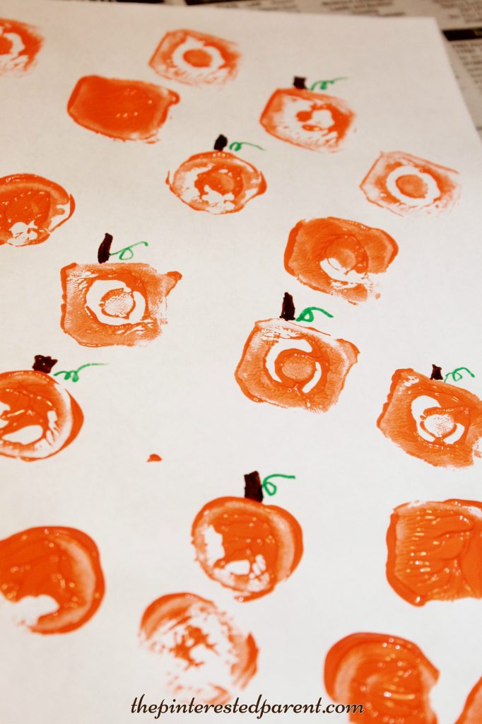 egg carton pumpkin printing stamps - fall autumn halloween arts and crafts paint projects for kids