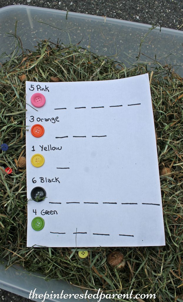 Like Finding Buttons in a haystack sensory bin play & scavenger hunt game - great for an autumn, fall or Halloween kid's - counting & color recognition activity.
