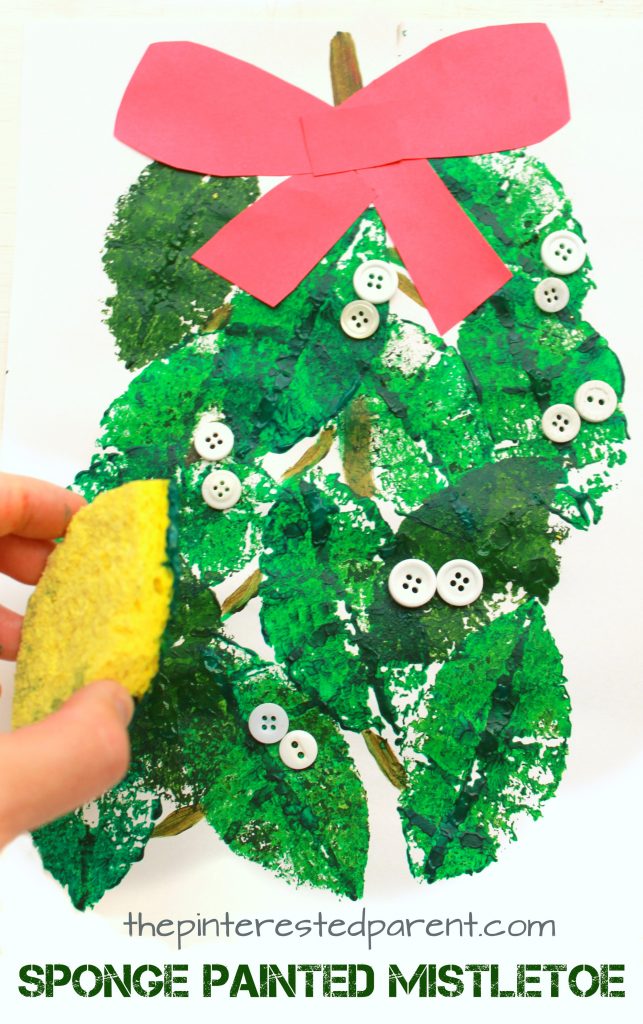 Mistletoe sponge leaf painting - Christmas and winter arts and crafts for kids and preschoolers. Button crafts