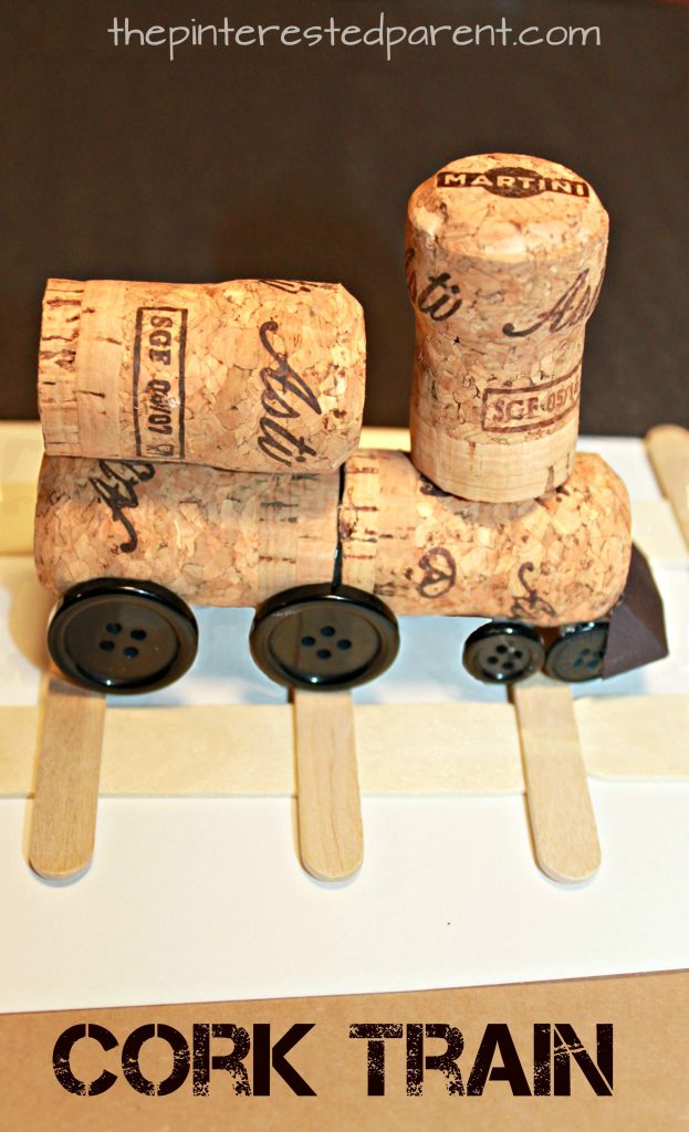 Simple Cork train craft - easy diy project. Cute and perfect for Christmas or for a kid's room. Easy arts and crafts projects