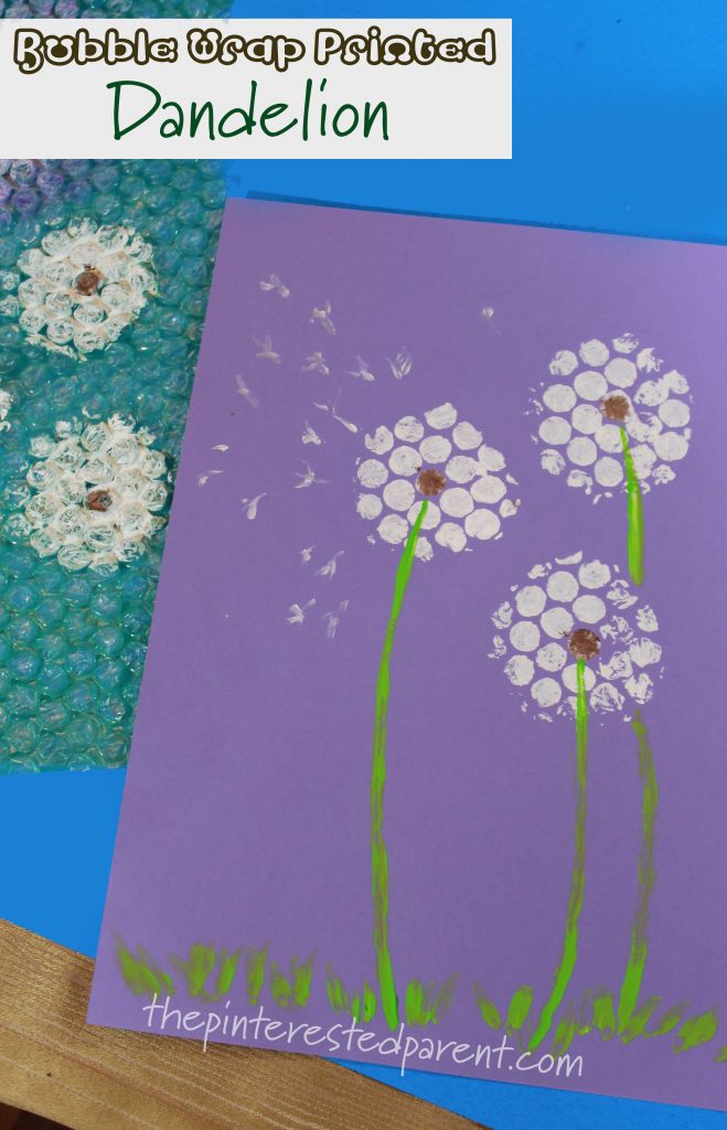 Bubble Wrap printed flowers - kid's arts and craft. Printmaking and stamping ideas for the spring and summer